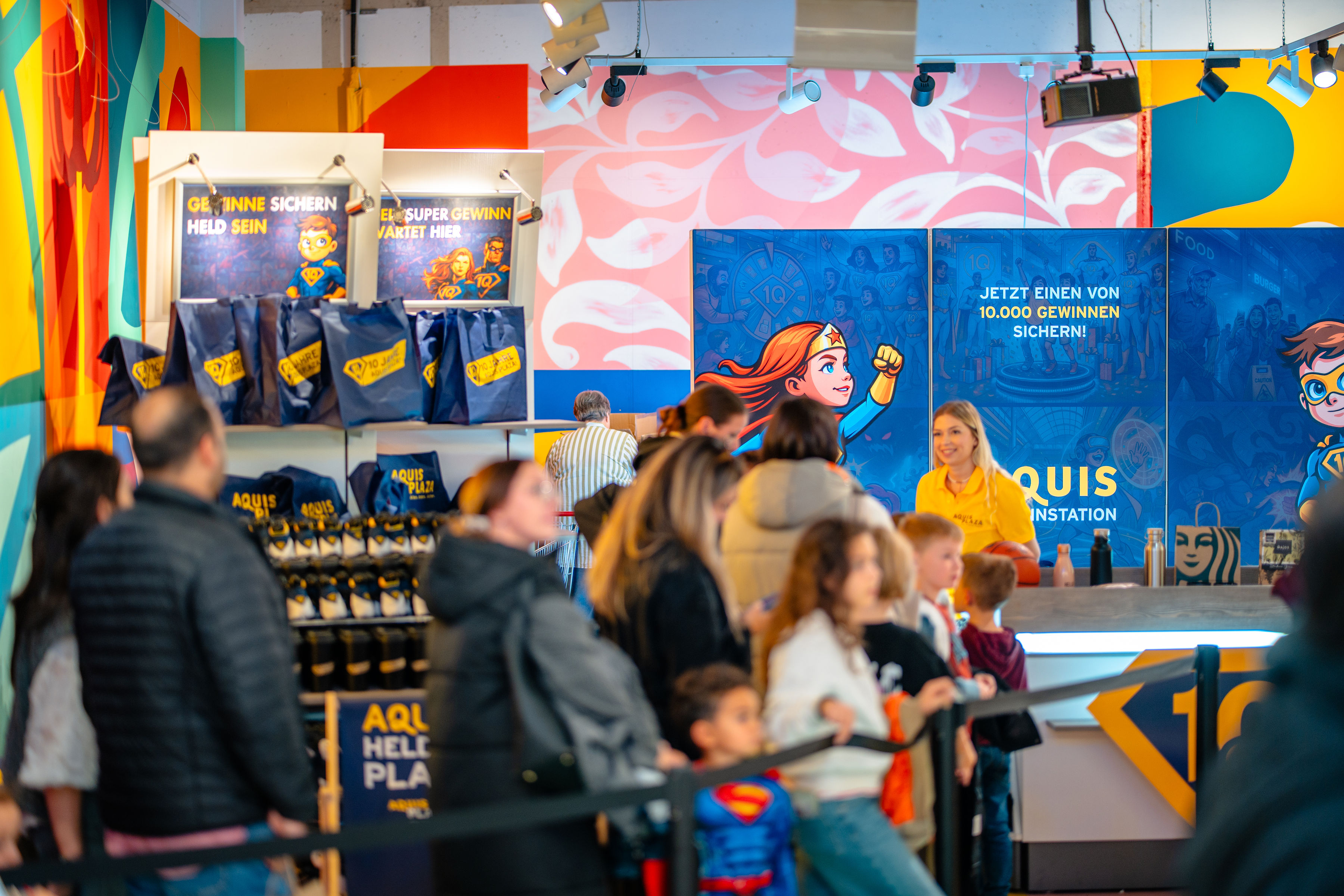 Superbirthday-Gewinnstation in der Kampagnenwelt des Aquis Plaza